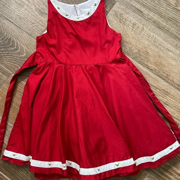 well dressed wolf christmas dress Well Dressed Wolf Snowflake Dress Size 5
